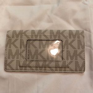 Michael Kors Check Holder